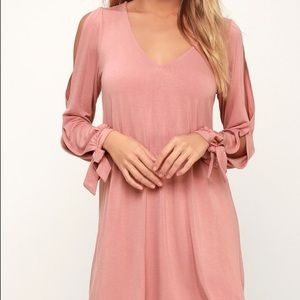 Lulu’s Women’s Glory of Love Mauve Shift Dress